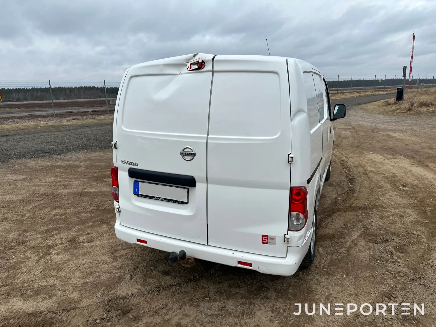 Nissan NV 200