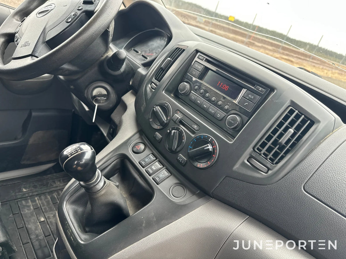 Nissan NV 200