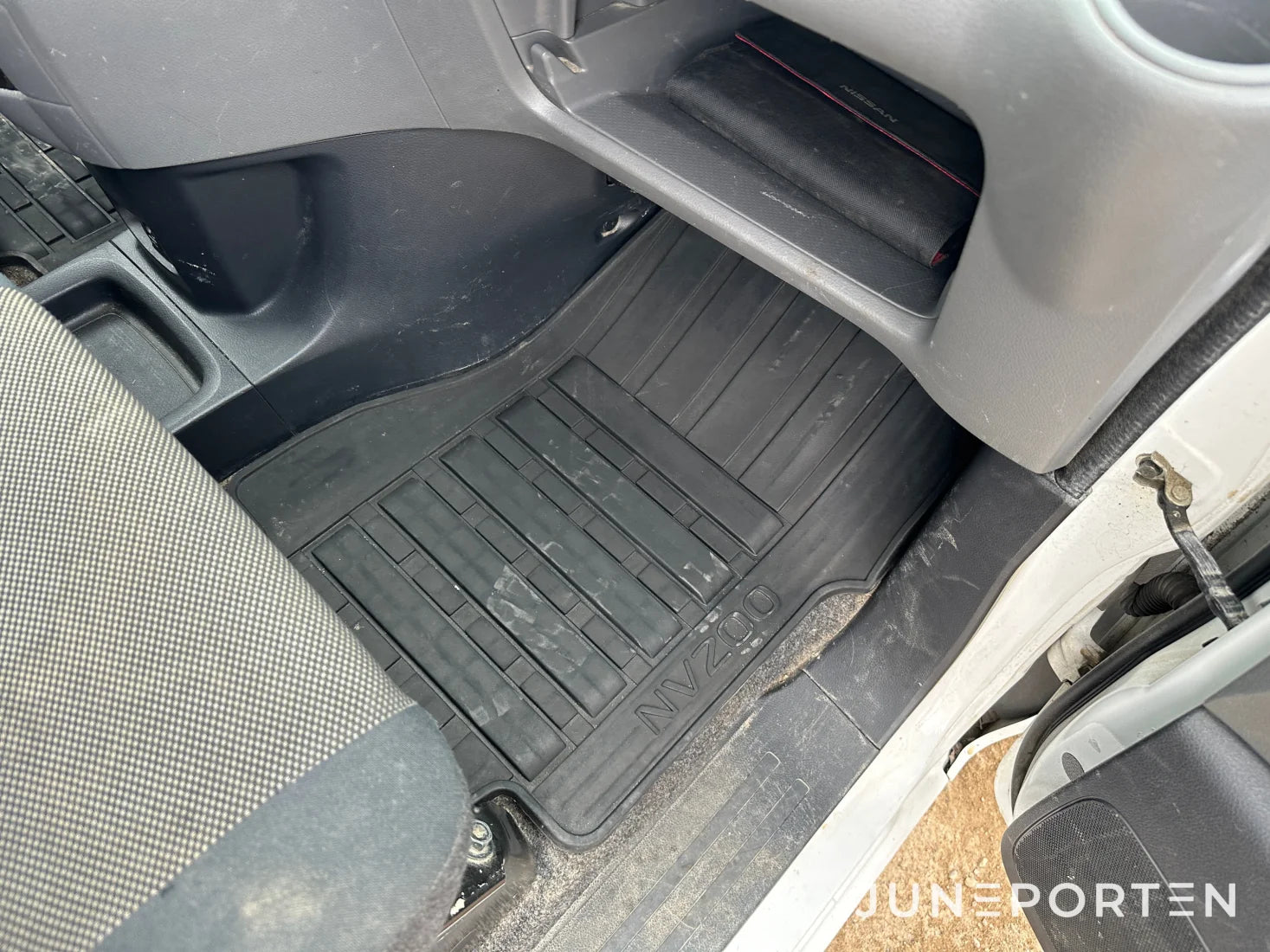 Nissan NV 200