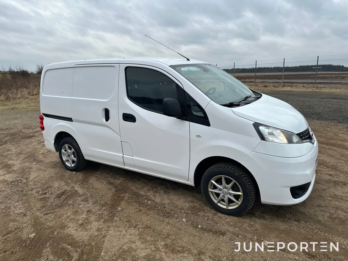 Nissan NV 200