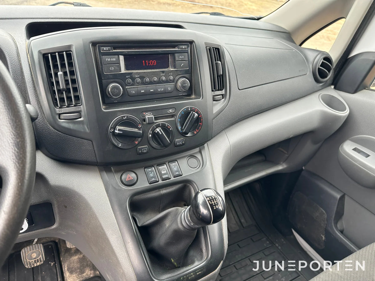 Nissan NV 200