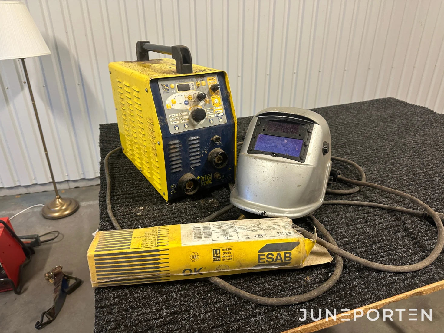 Tigsvets Esab TIG 207 ACDC