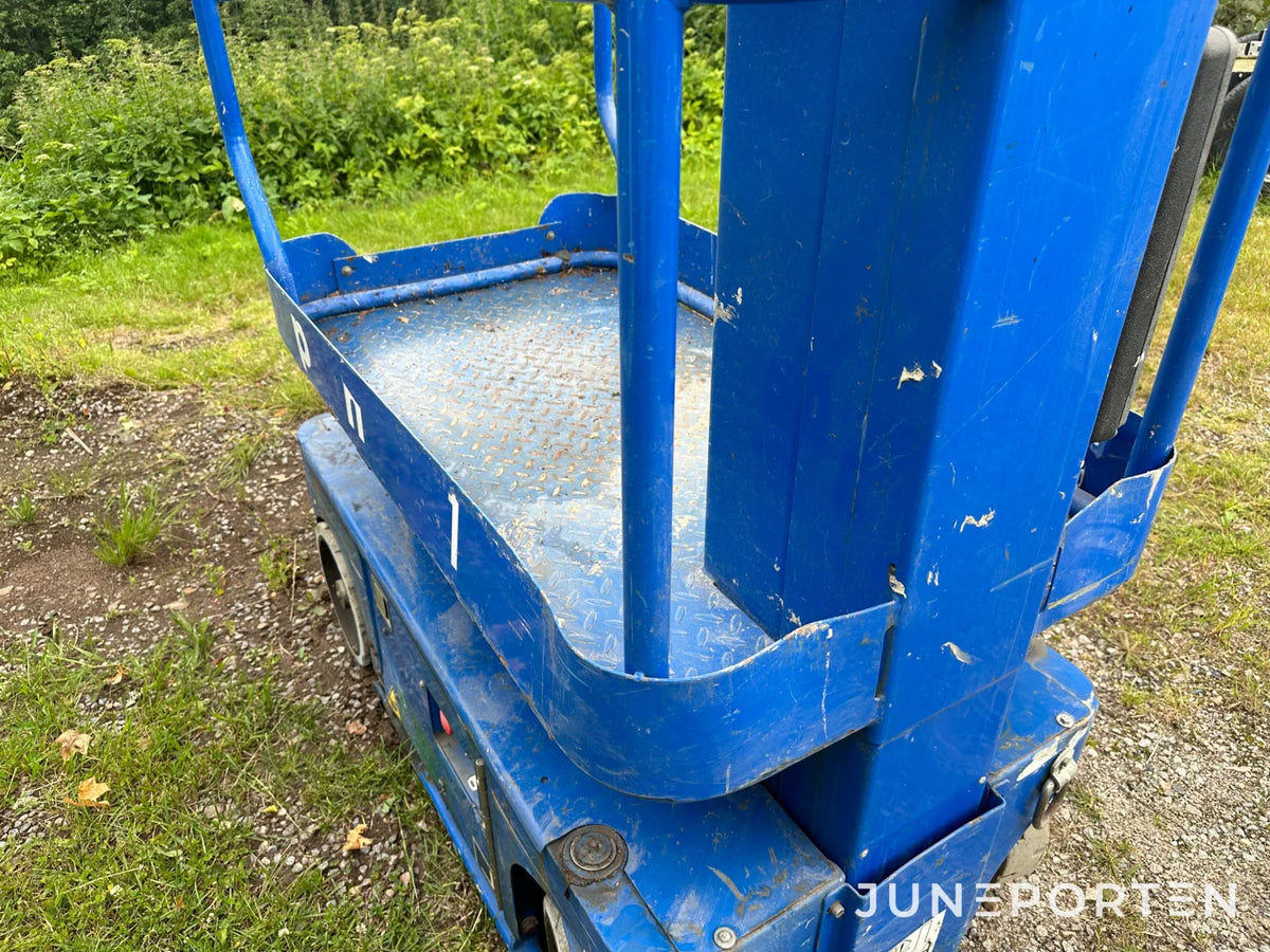 Plattformslyft UpRight TM12