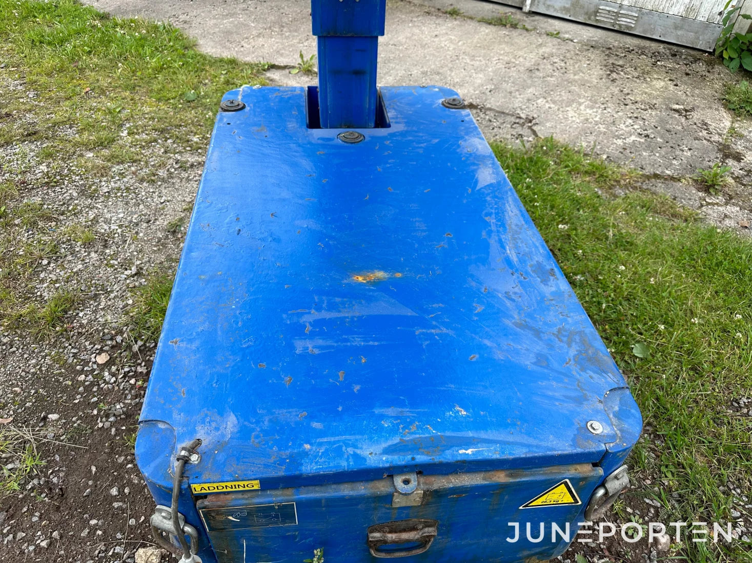 Plattformslyft UpRight TM12