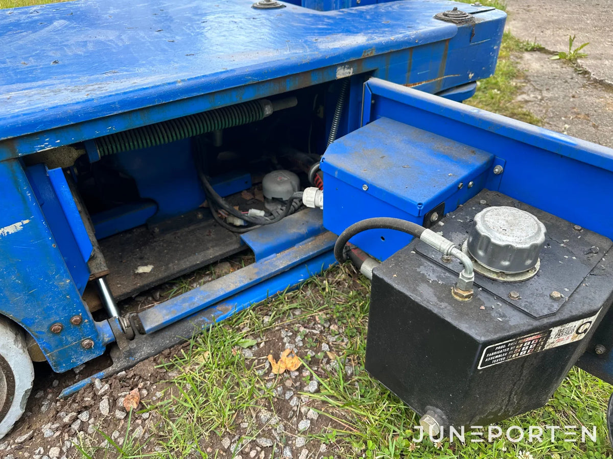 Plattformslyft UpRight TM12