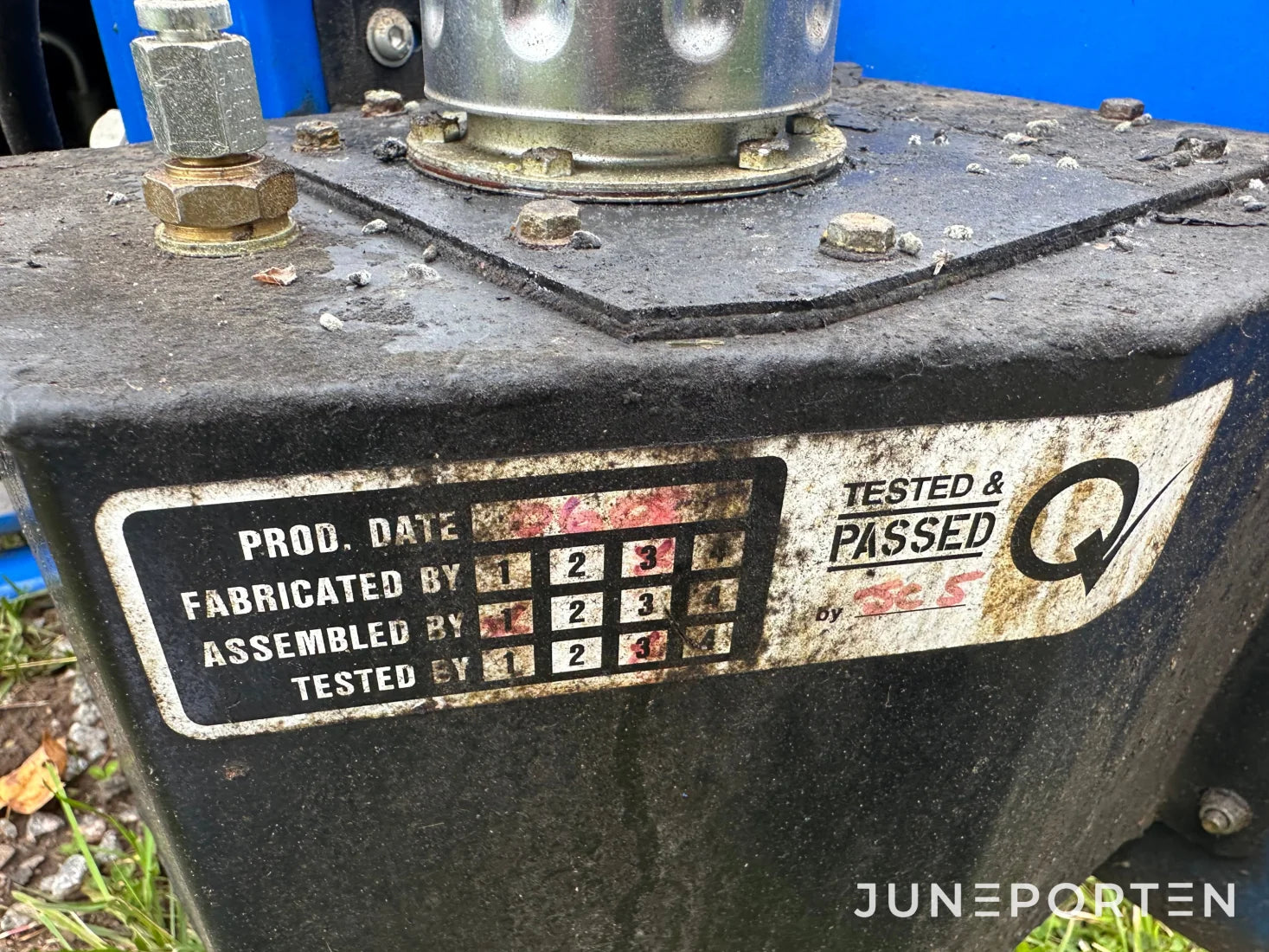 Plattformslyft UpRight TM12