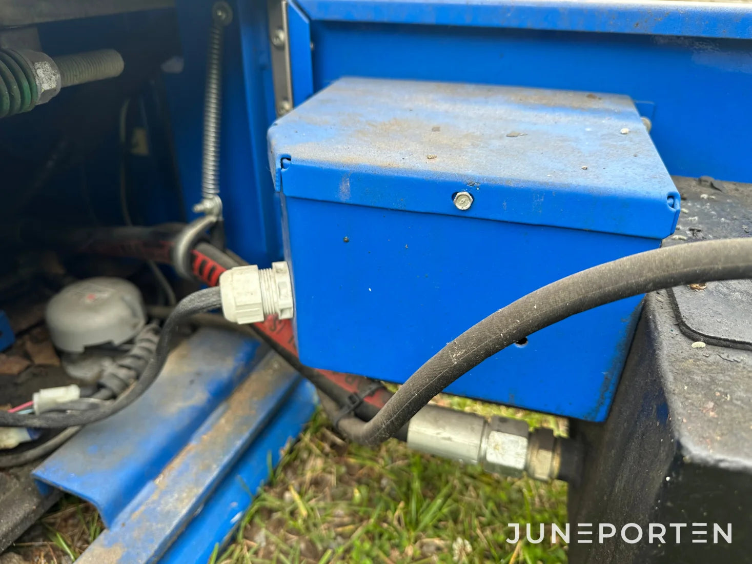 Plattformslyft UpRight TM12