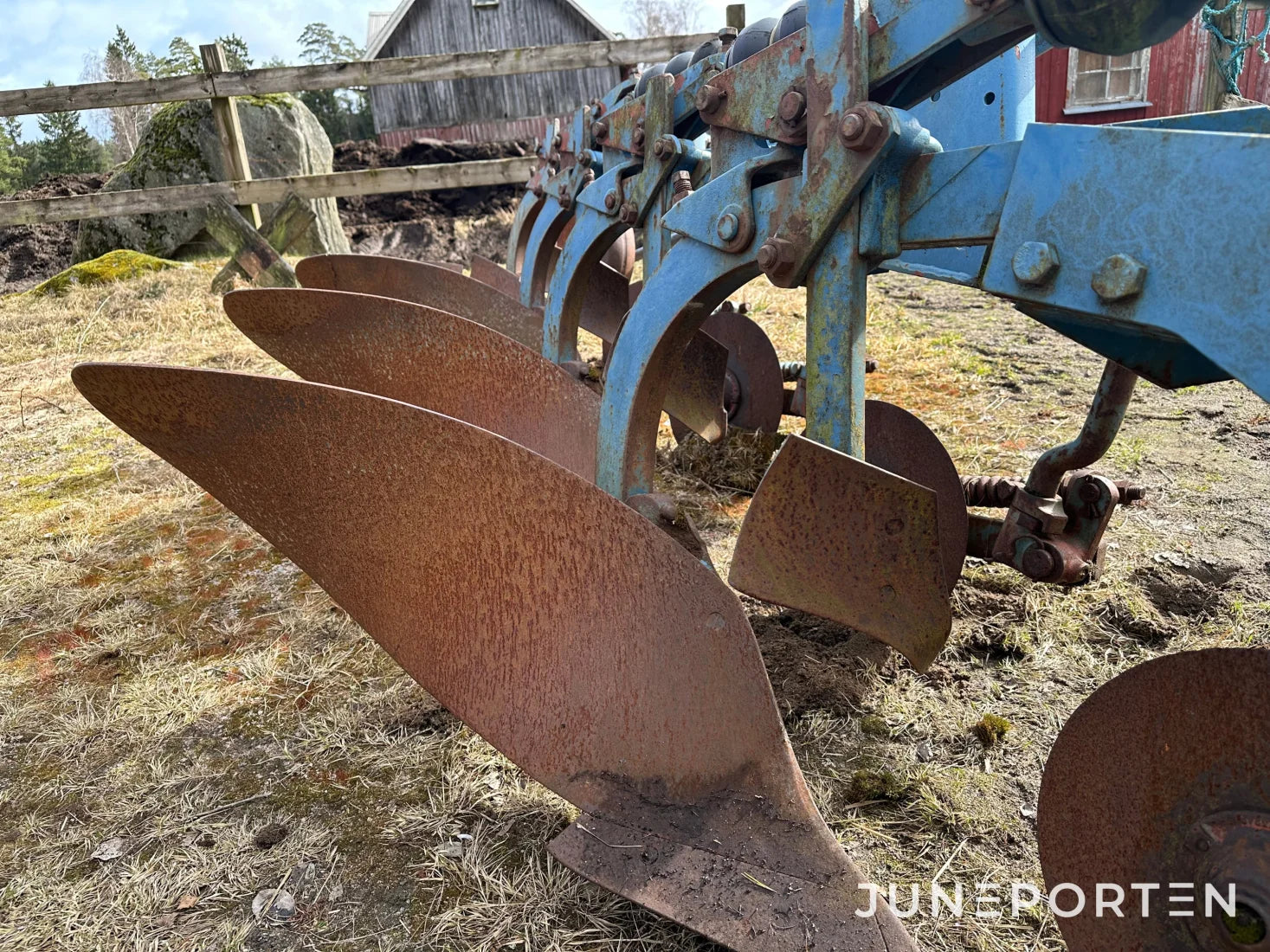 4-skärig tegplog Överum