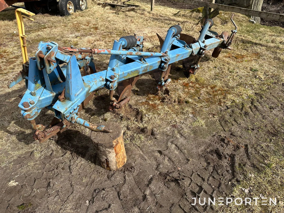 4-skärig tegplog Överum