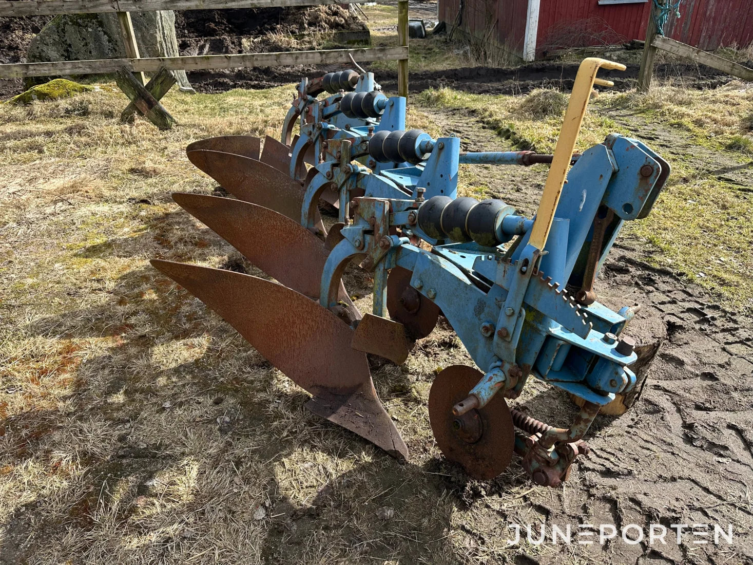 4-skärig tegplog Överum