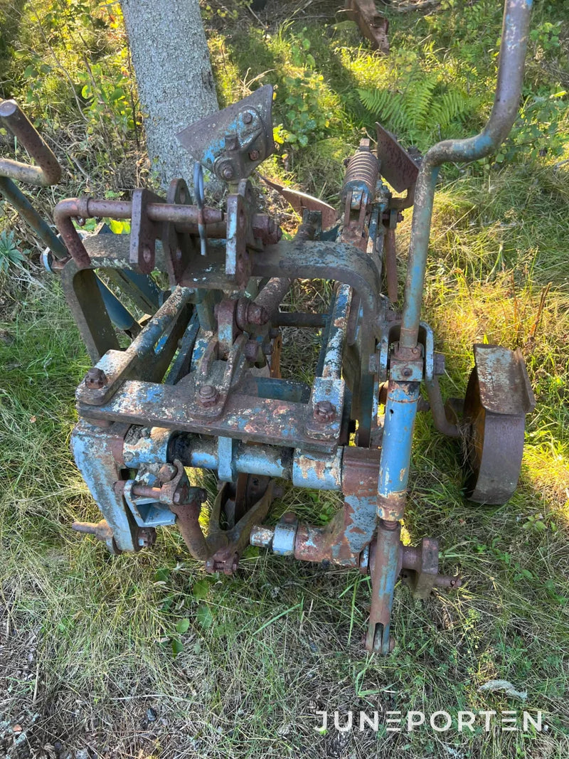 Tvåskärig Plog
