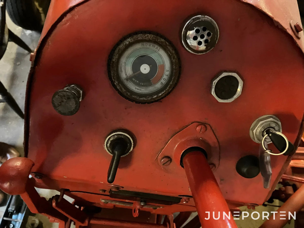 Traktor Porsche Junior