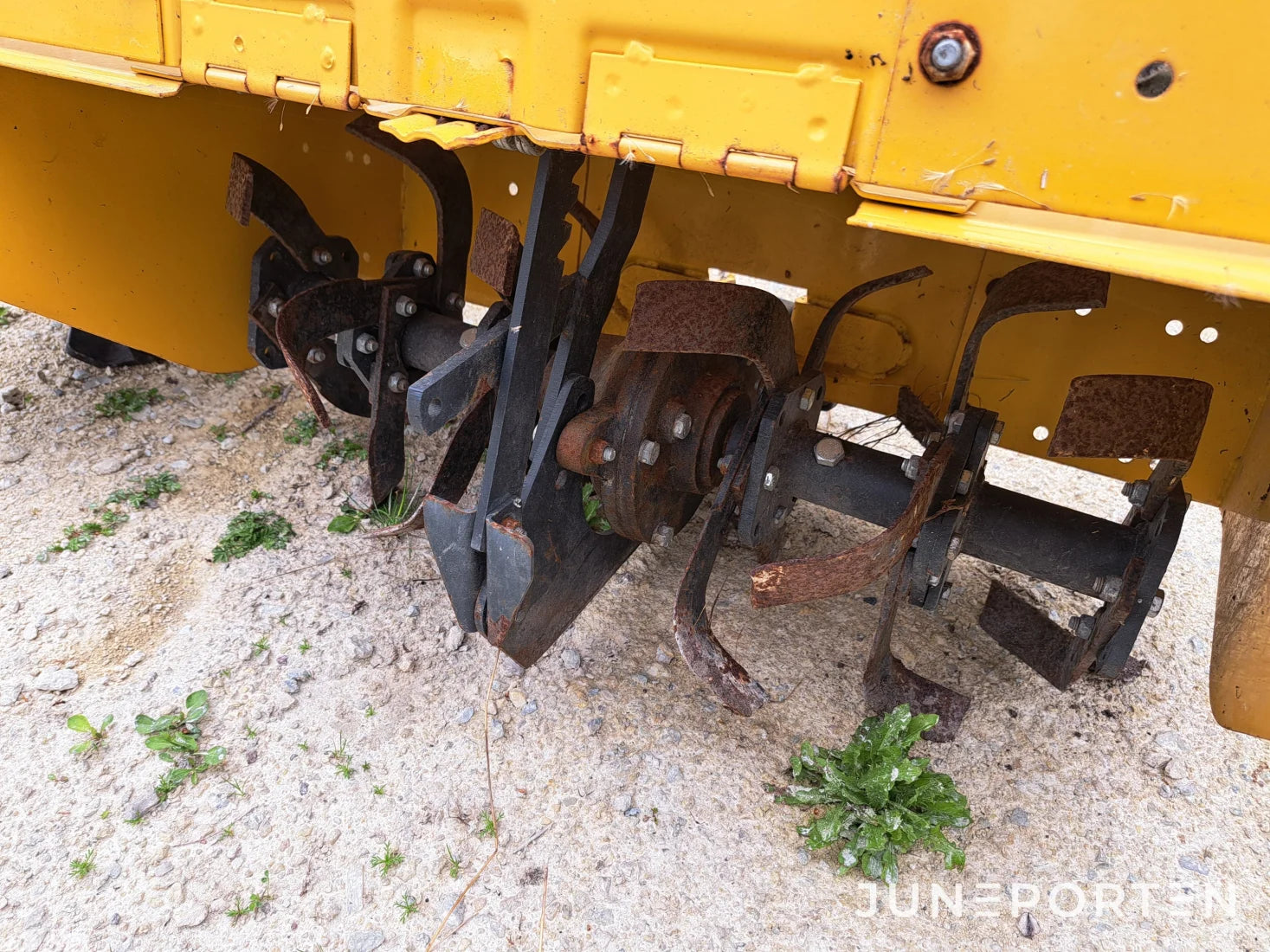 Pto-traktor / kompakttraktor Bernards RCMF16-1