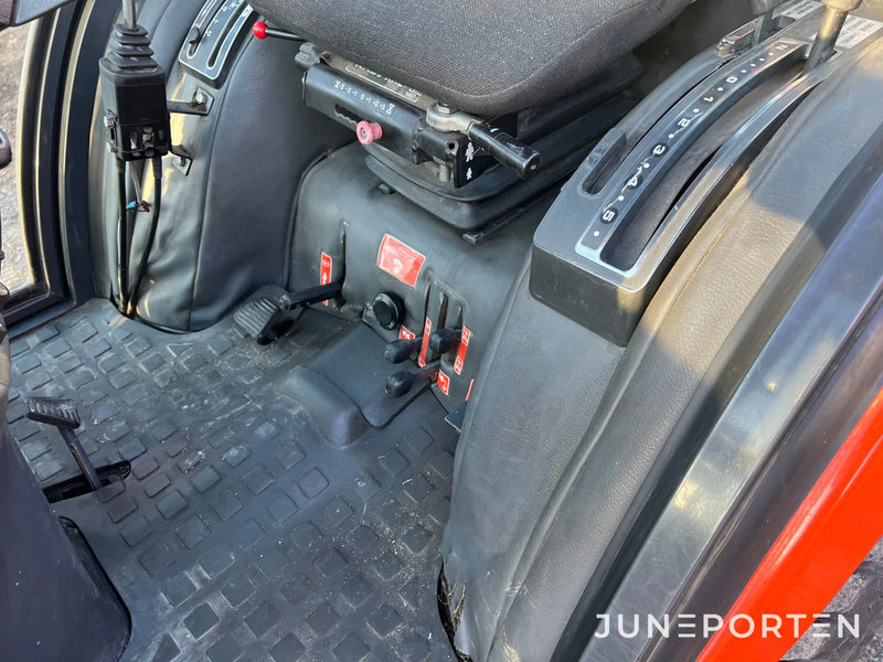 Redskapsbärare / Minitraktor Kubota ST-30