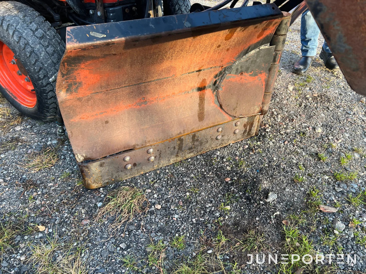 Redskapsbärare / Minitraktor Kubota ST-30