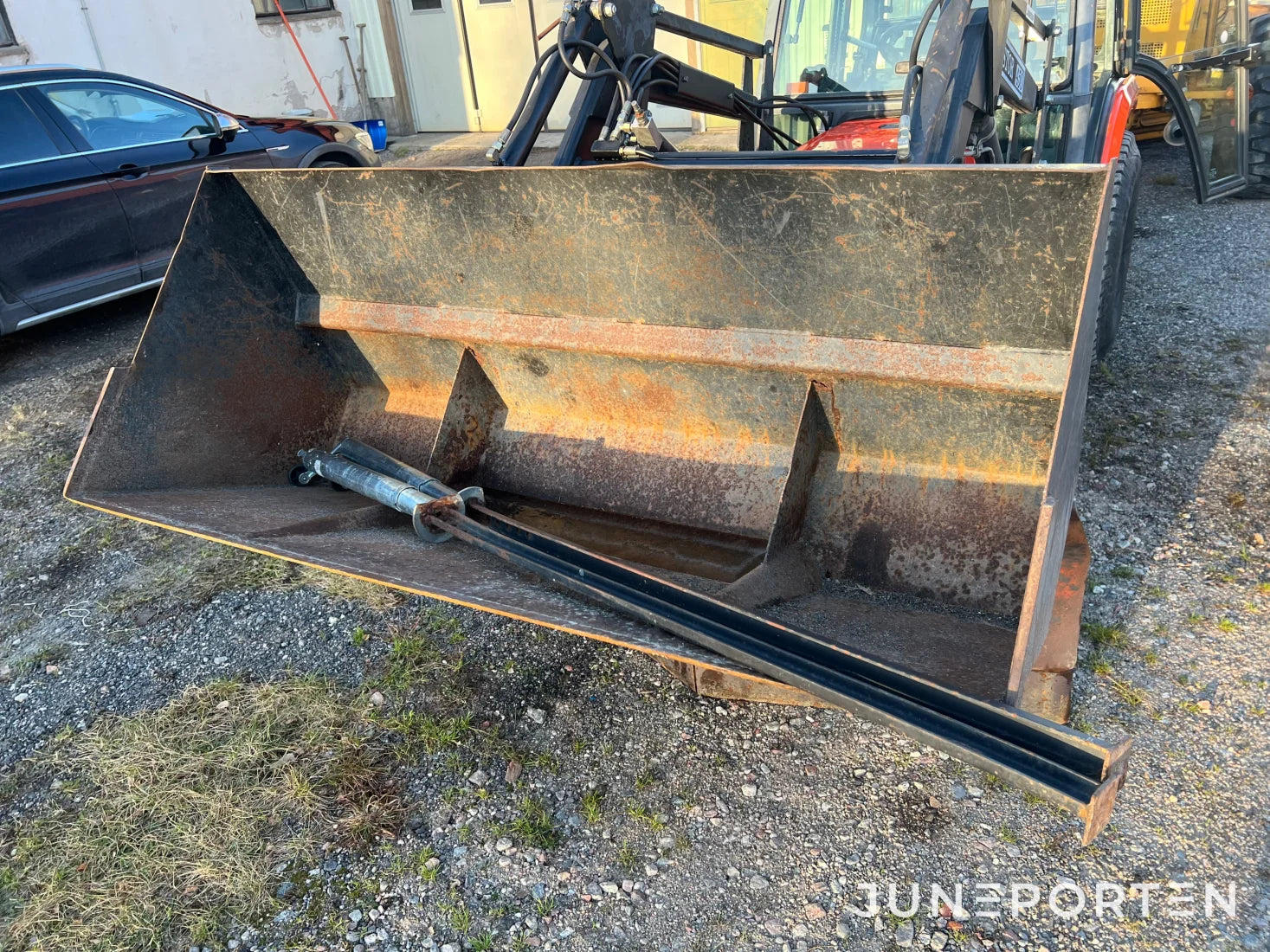 Redskapsbärare / Minitraktor Kubota ST-30