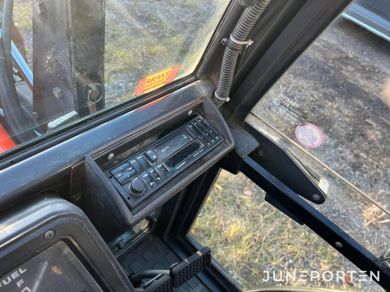 Redskapsbärare / Minitraktor Kubota ST-30