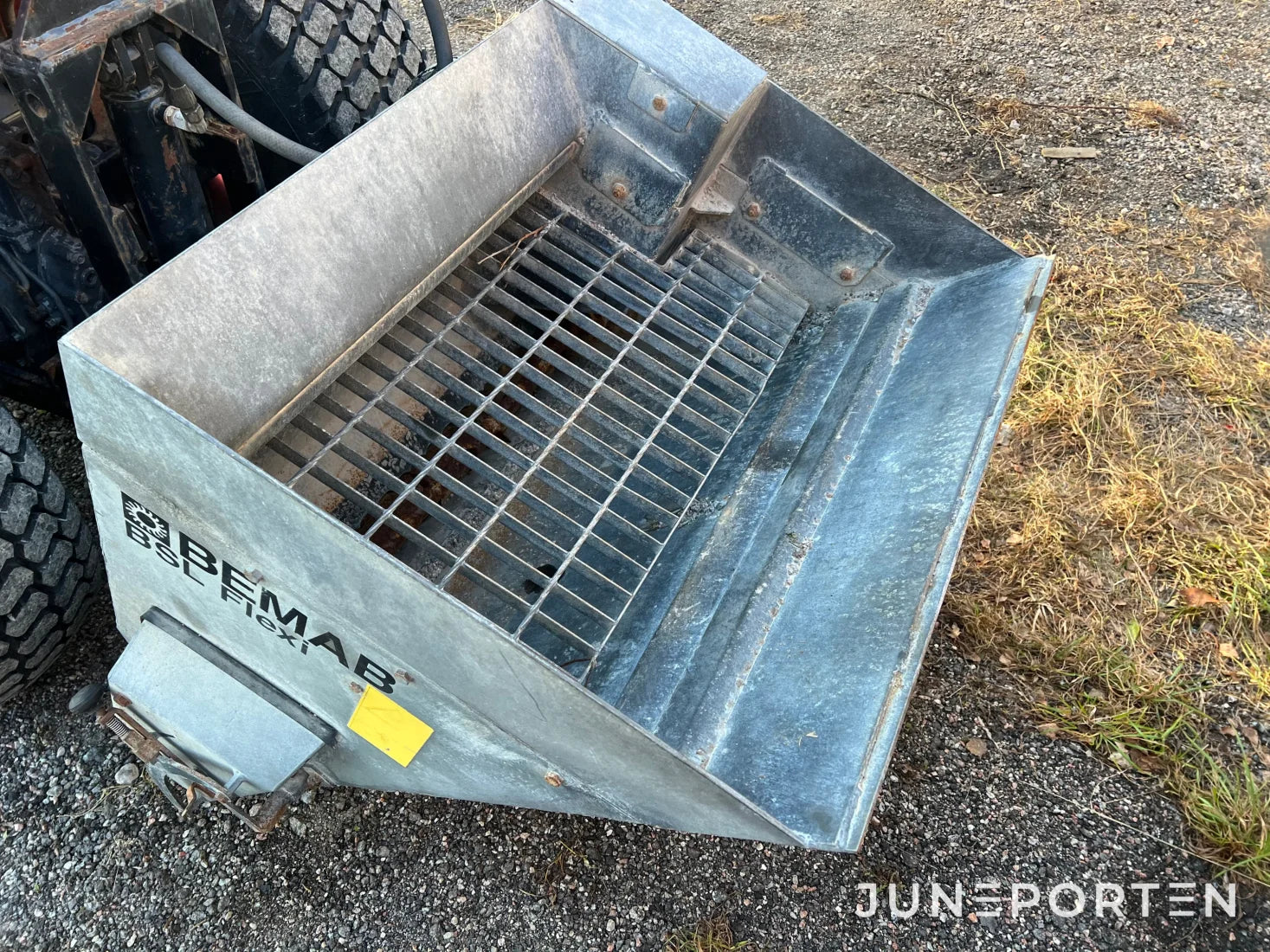 Redskapsbärare / Minitraktor Kubota ST-30
