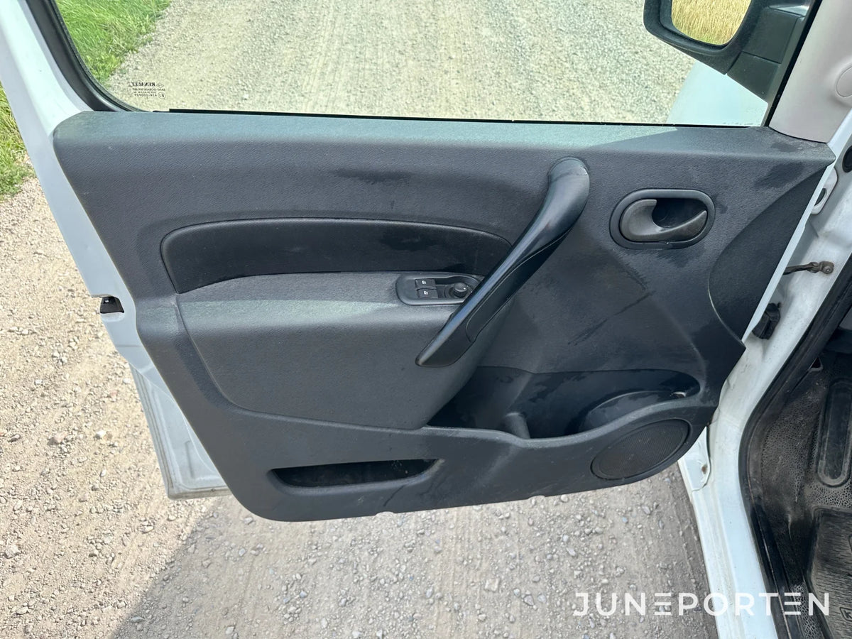 Renault Kangoo Maxi.