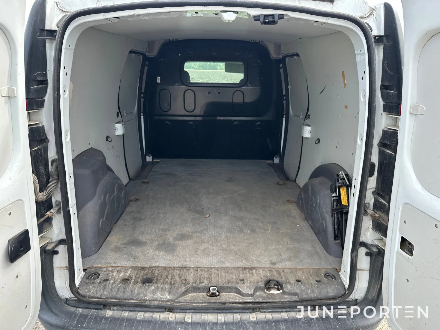 Renault Kangoo Maxi.
