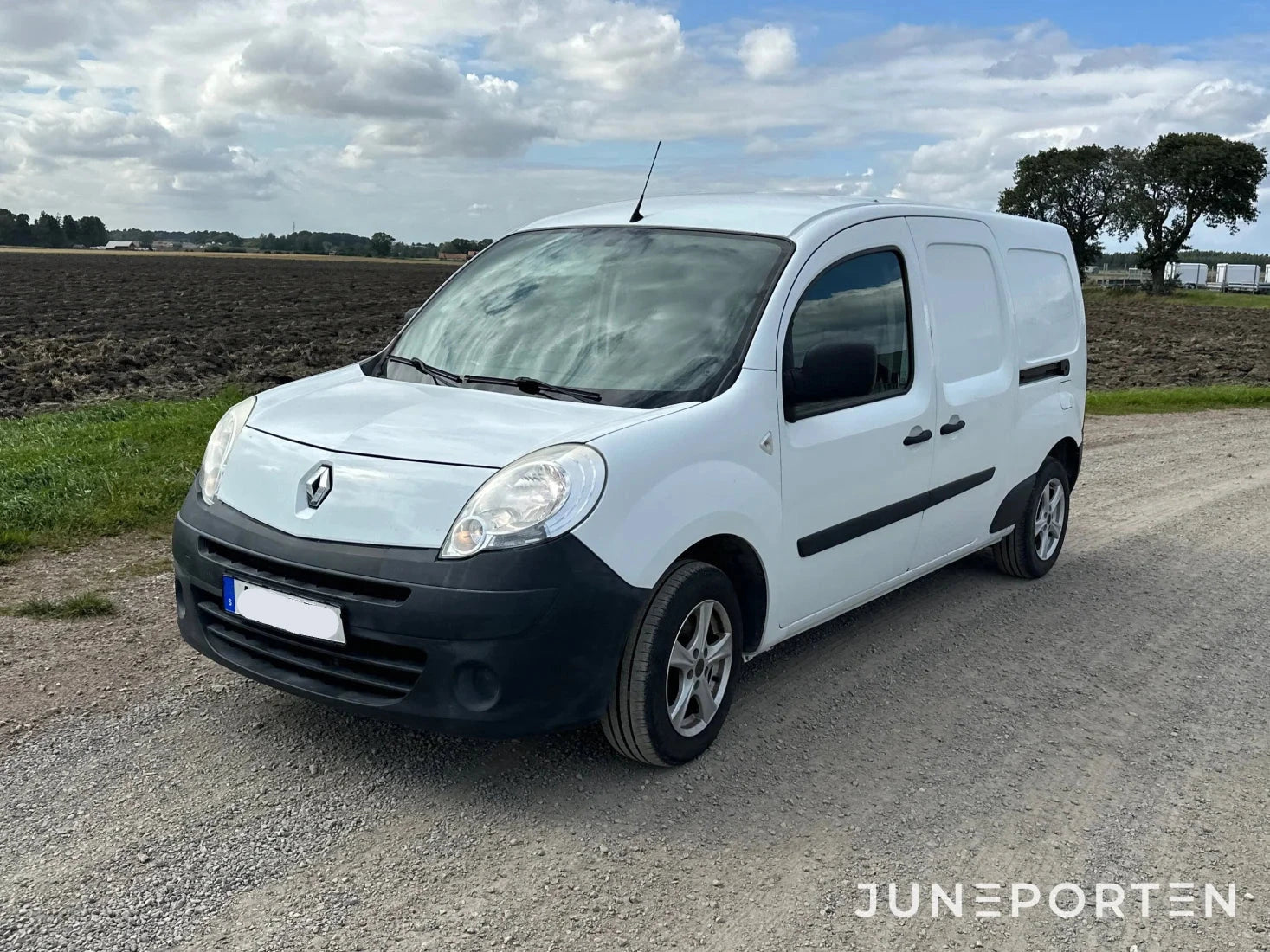 Renault Kangoo Maxi.