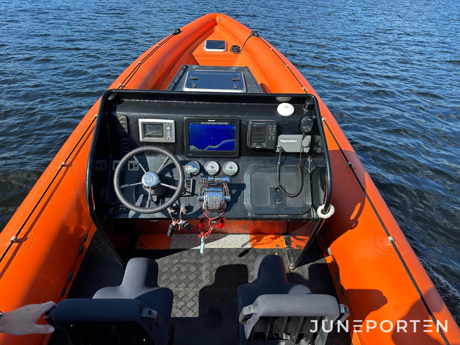 Ribbåt Revenger 29