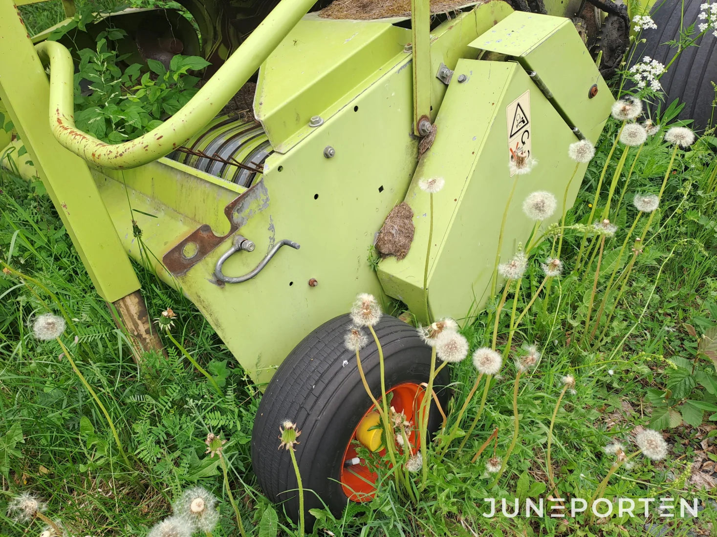 Rundbalspress Claas Rollant 46