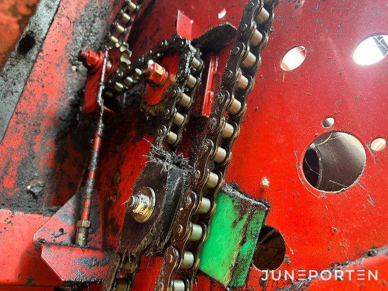 Rundbalspress New Holland 650