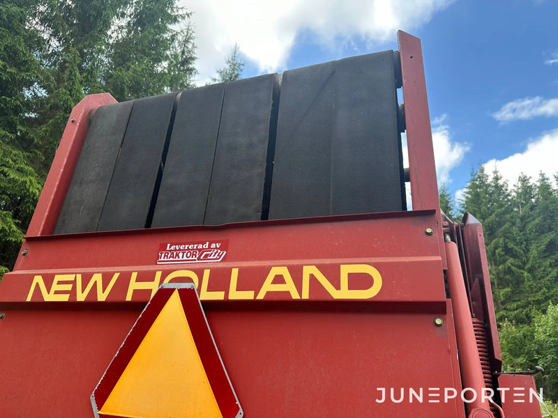 Rundbalspress New Holland 650