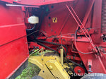 Rundbalspress New Holland 650
