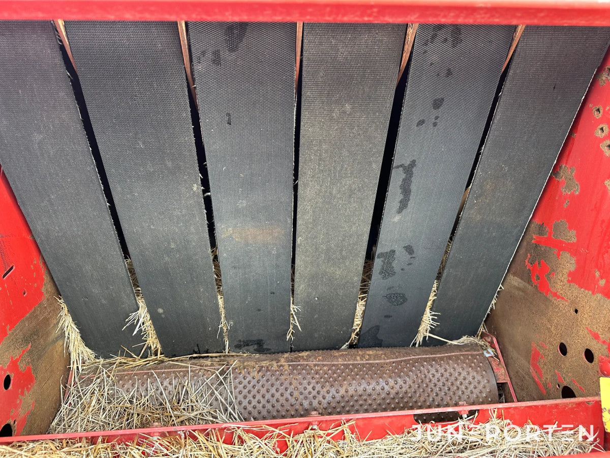 Rundbalspress New Holland 654