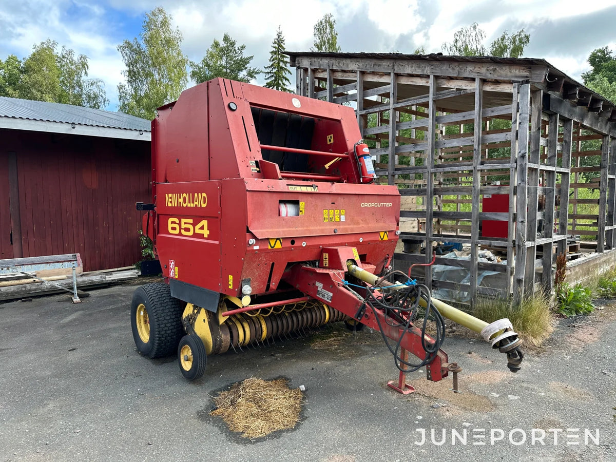 Rundbalspress New Holland 654