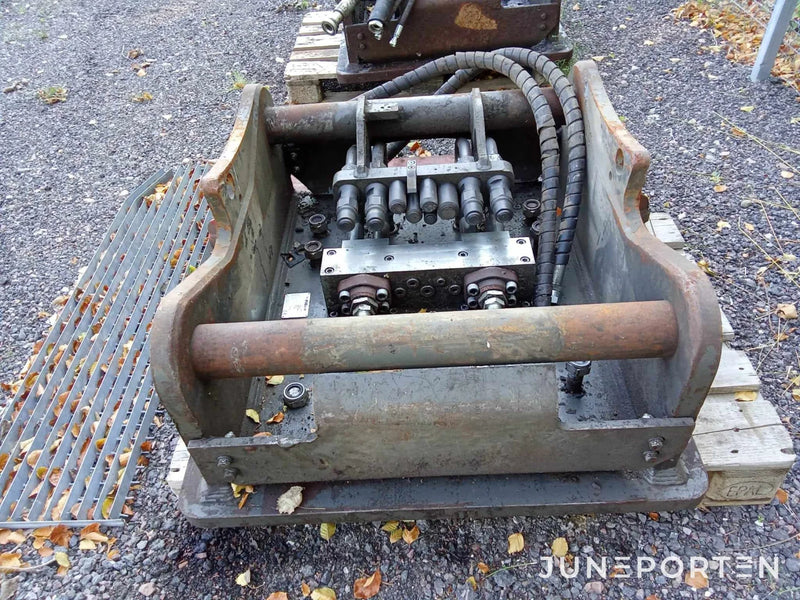 S90 fäste med Oil Quick
