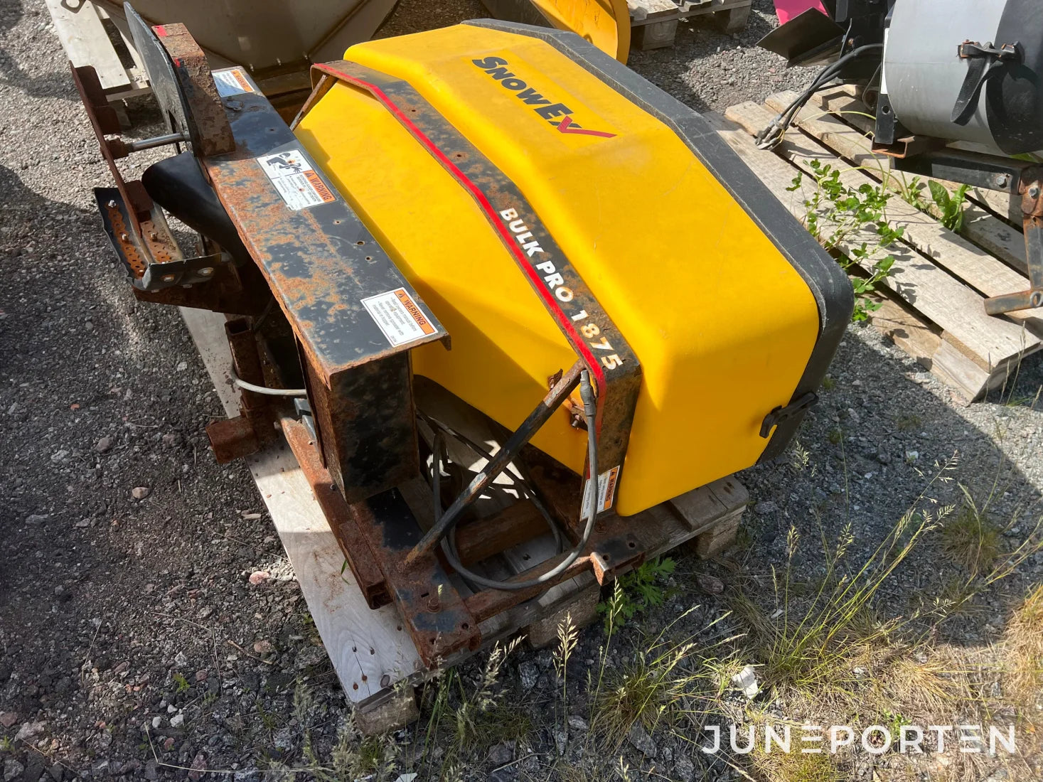 Saltspridare Snowex Bulk PRO 1875 till Pickup