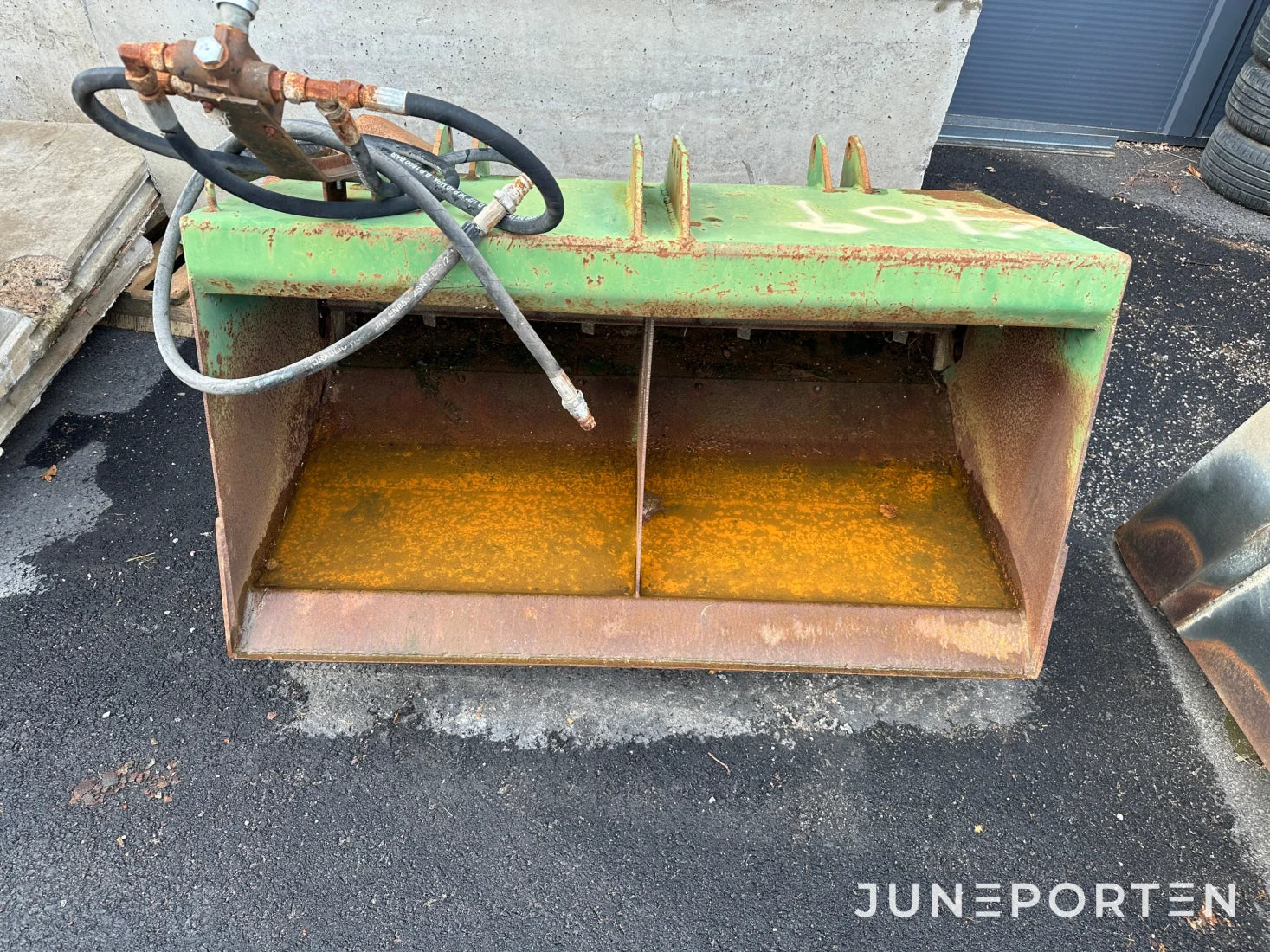 Sandspridare hydraulisk 1300 mm