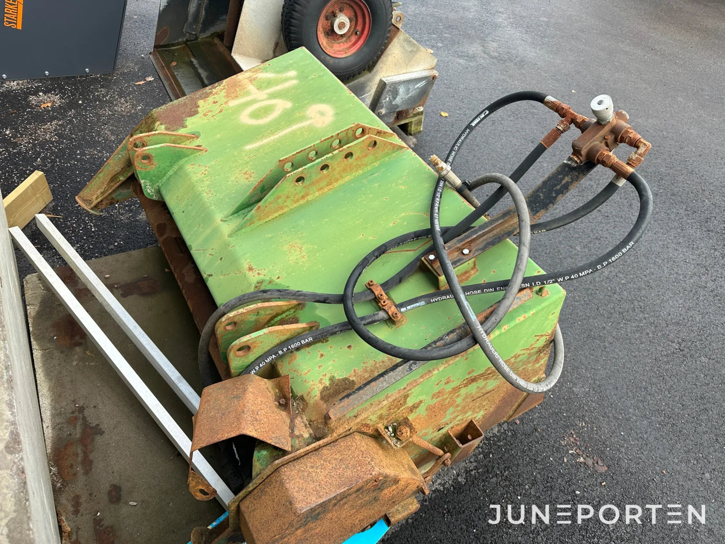 Sandspridare hydraulisk 1300 mm