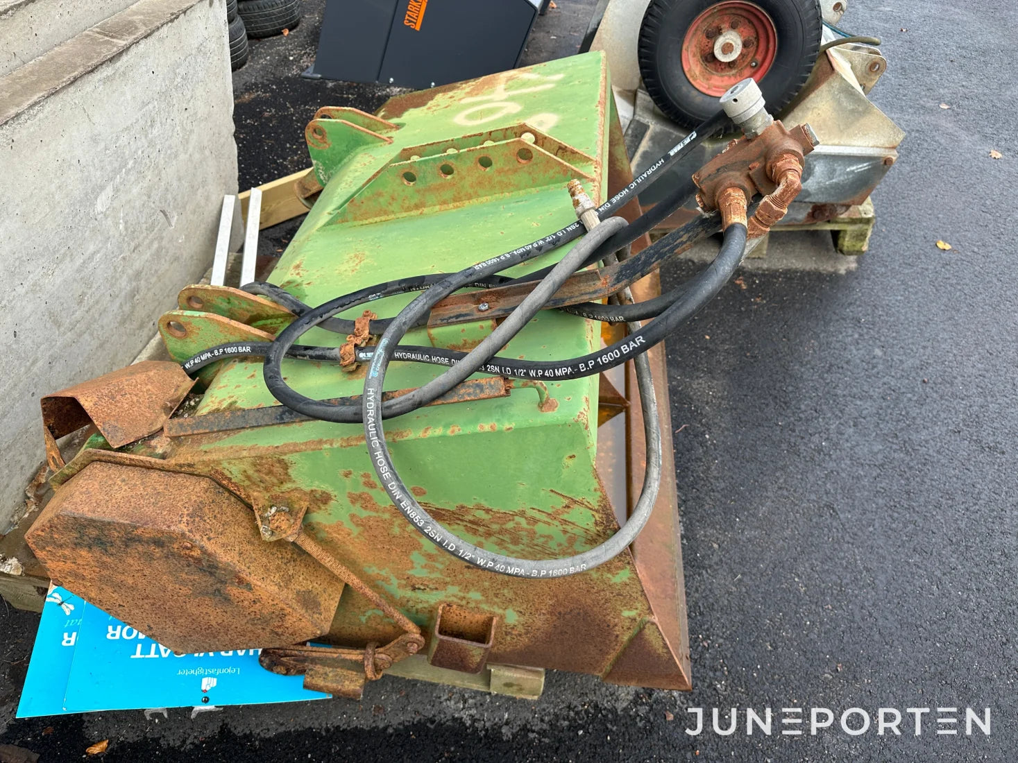 Sandspridare hydraulisk 1300 mm