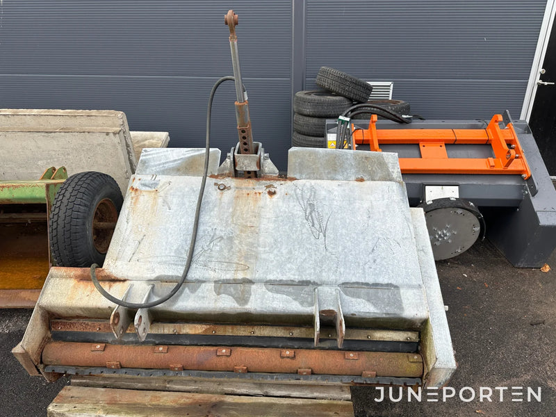 Sandspridare självlastande