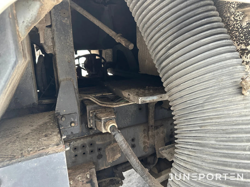 Gatusopbil Scania P 280
