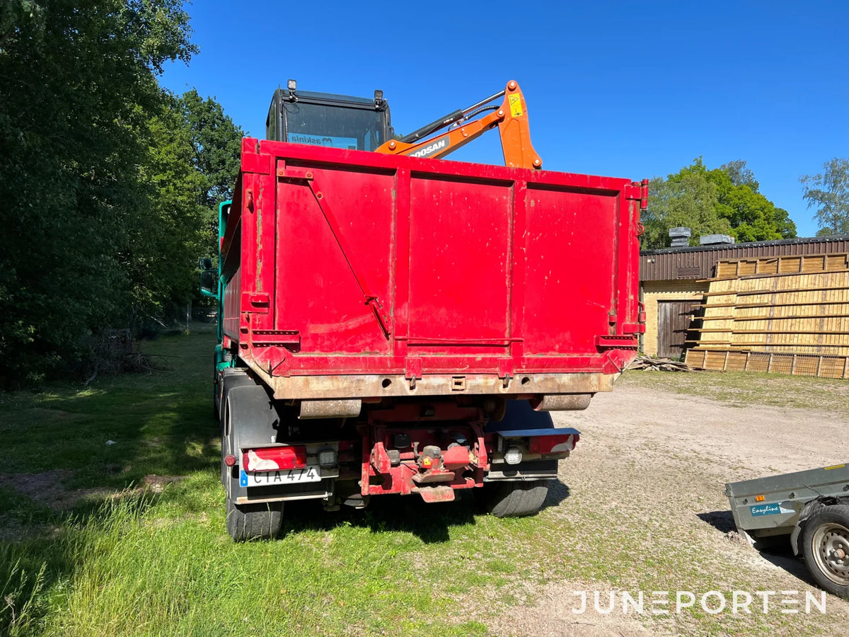 Lastväxlare Scania R560 CMT flak
