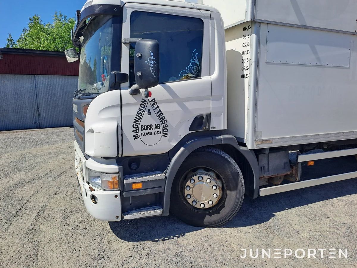 Scania P230 4x2