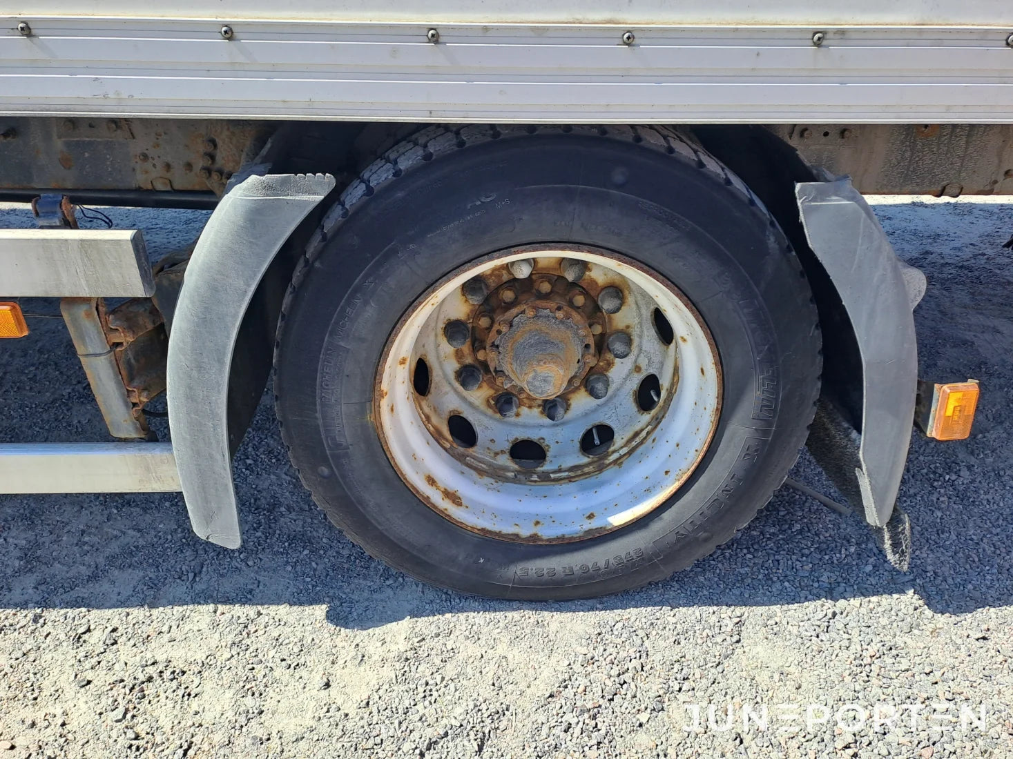 Scania P230 4x2