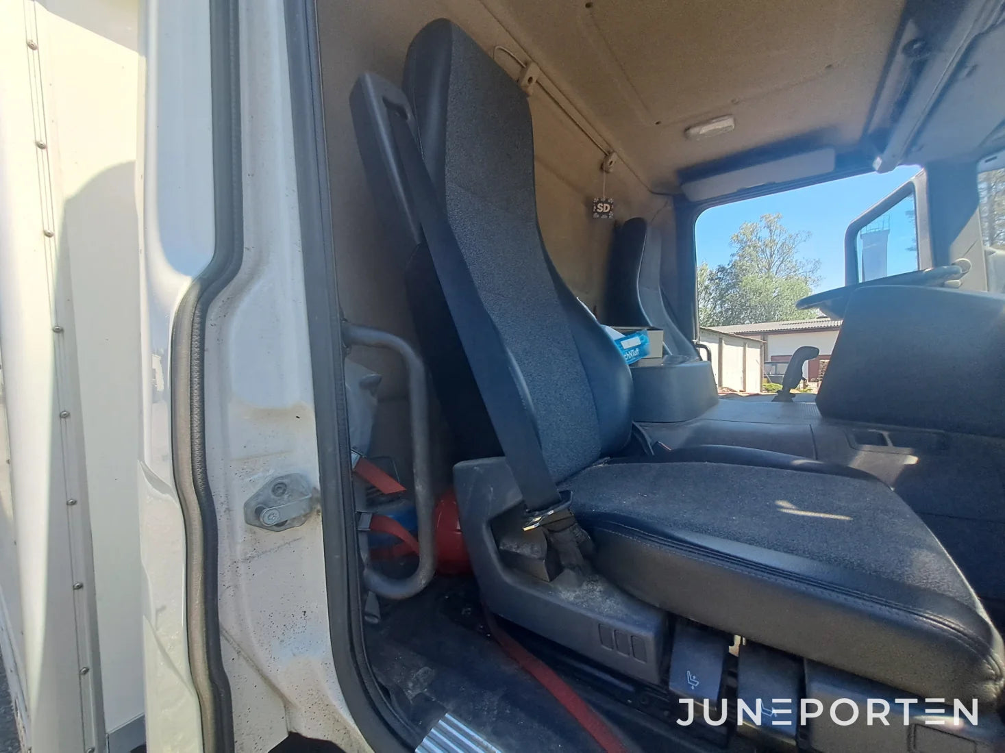 Scania P230 4x2