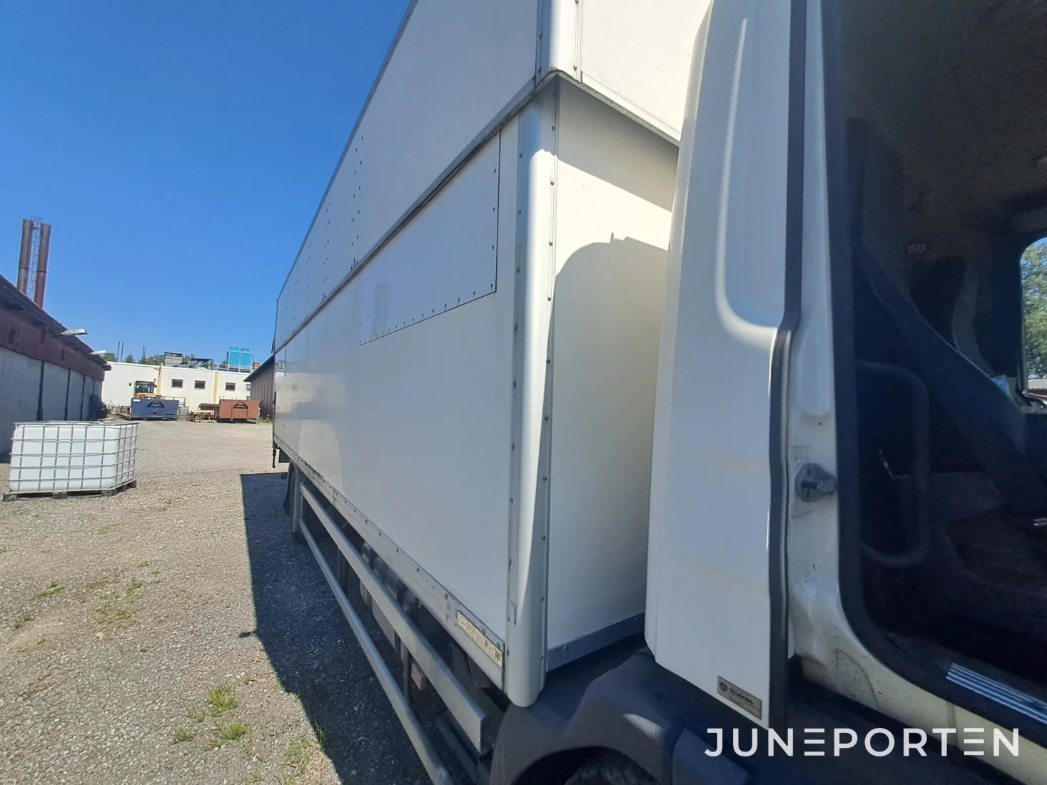Scania P230 4x2