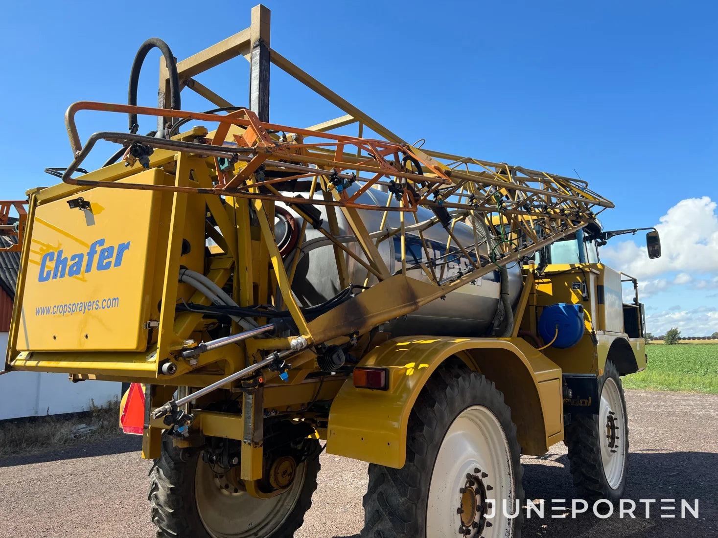 Självgående växtskyddsspruta Ag-Chem Rogator 618