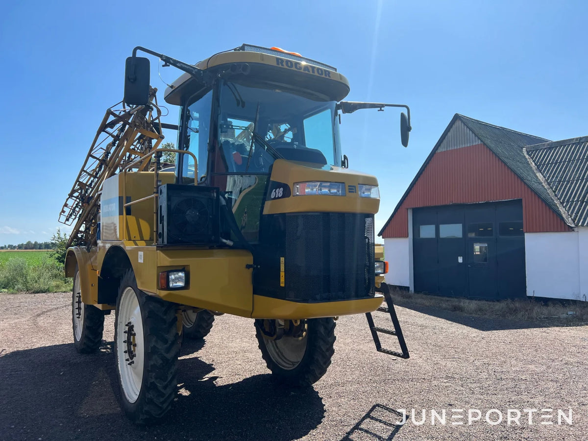 Självgående växtskyddsspruta Ag-Chem Rogator 618