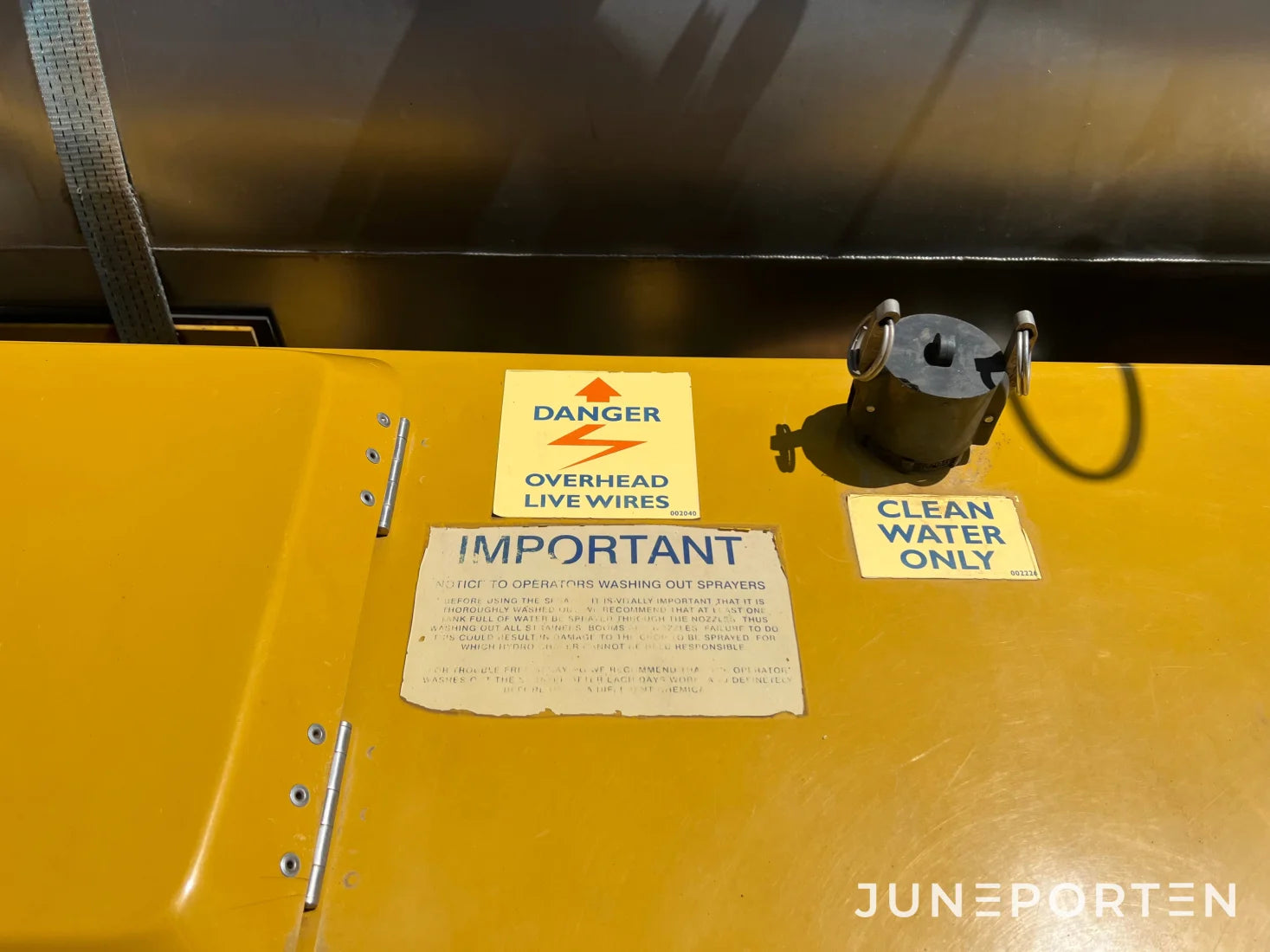 Självgående växtskyddsspruta Ag-Chem Rogator 618