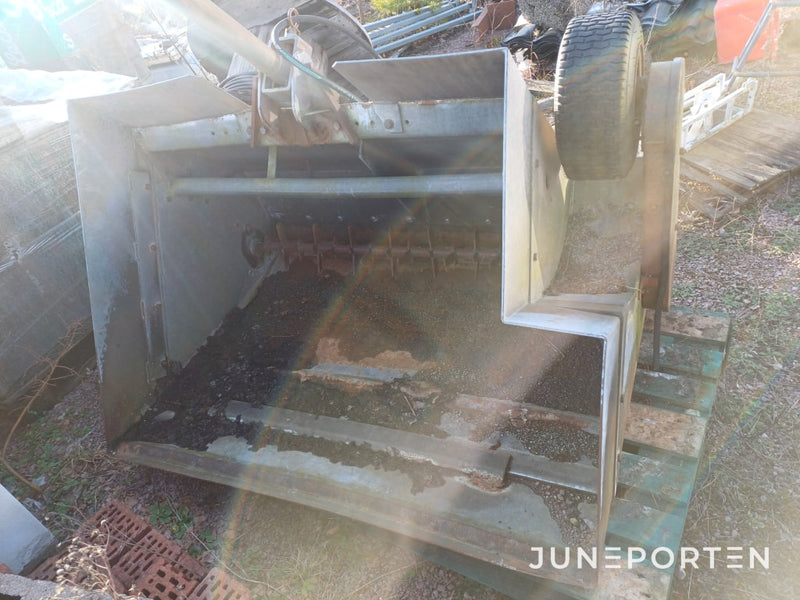 Självlastande Sandspridare 1000 liter