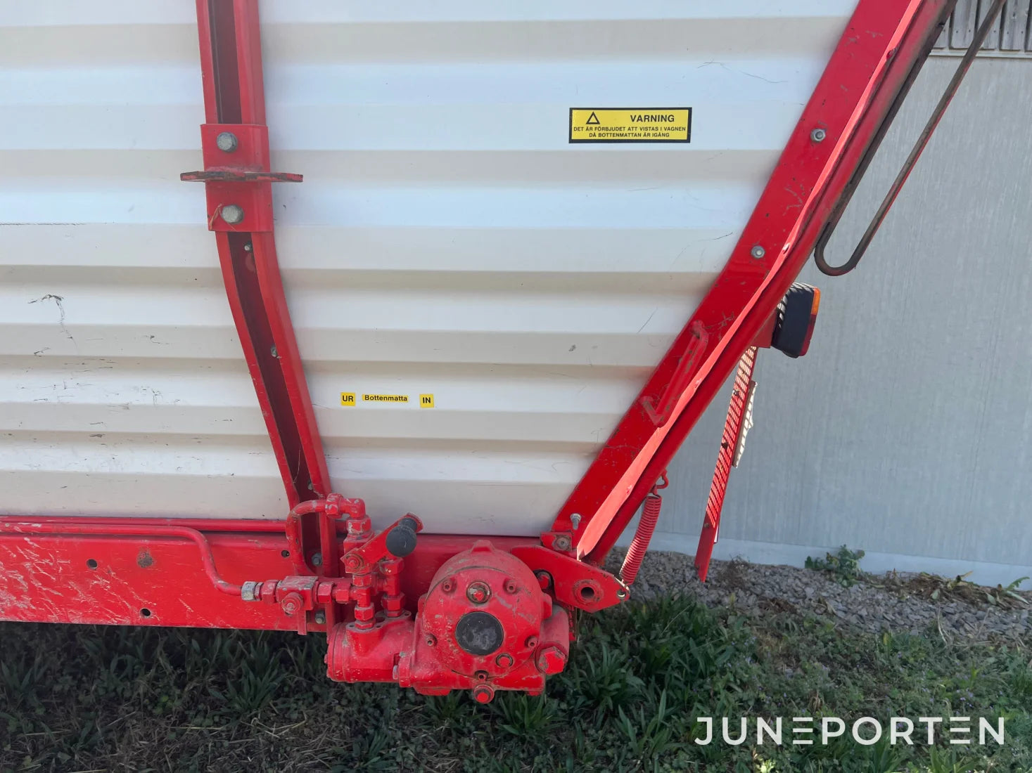 Självlastarvagn Pöttinger Boss 2 514