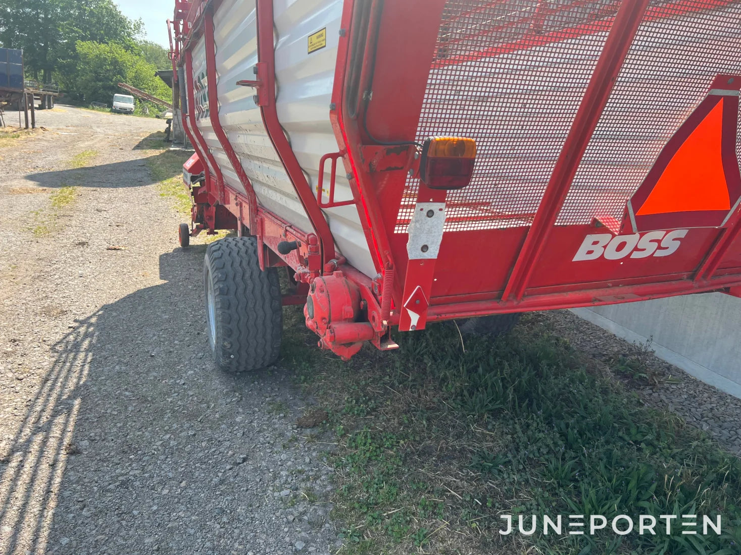 Självlastarvagn Pöttinger Boss 2 514